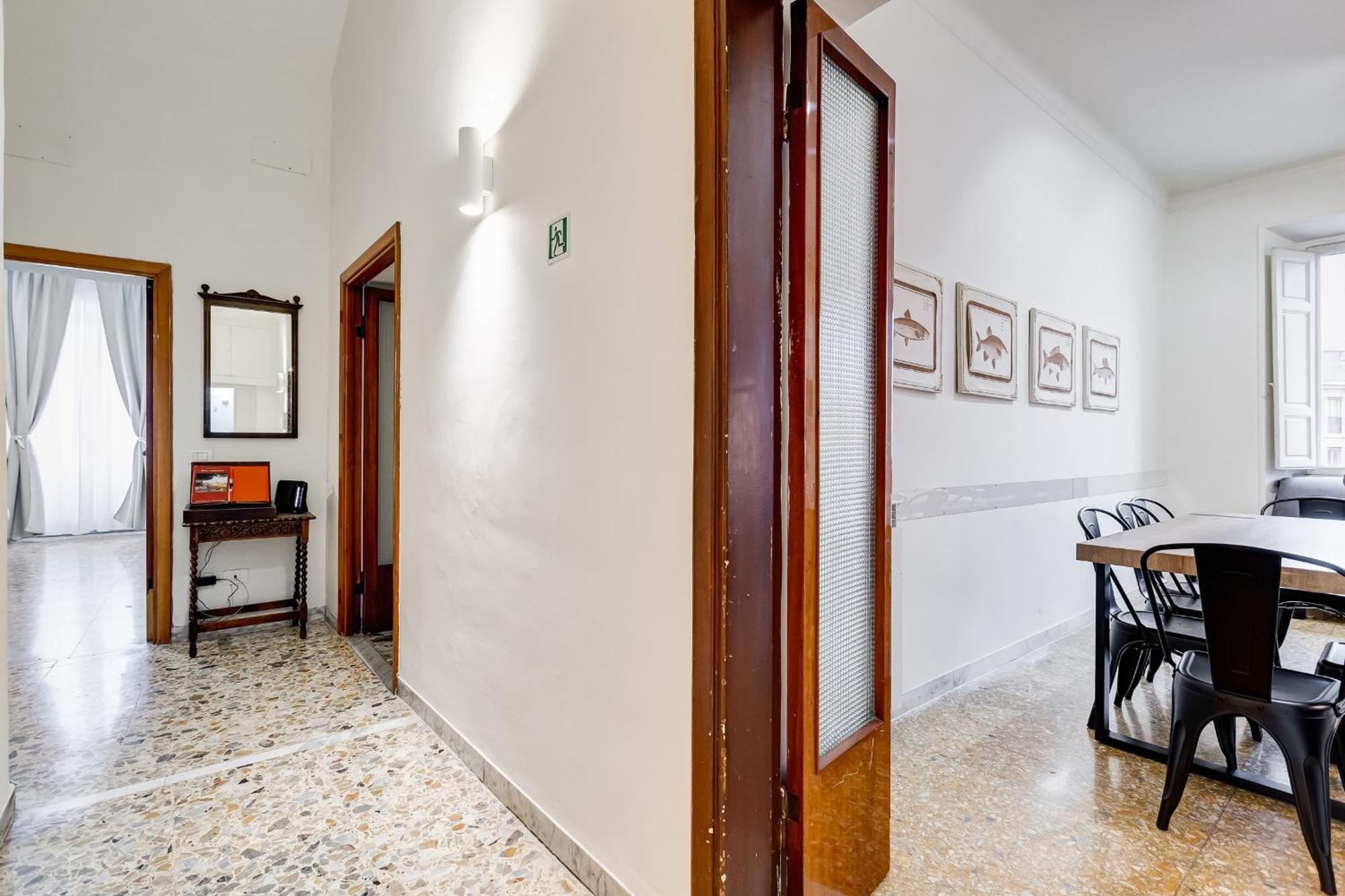 Vivilo Collection - San Vito View Apartment - 3 Bdr 2 Baths Rome Buitenkant foto