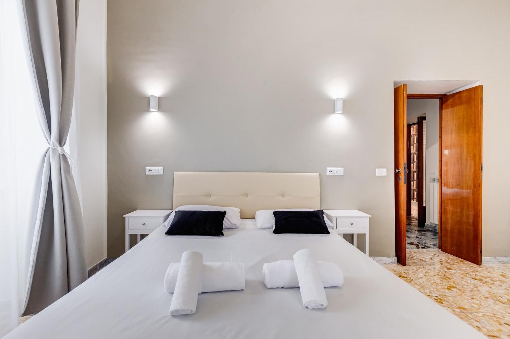 Vivilo Collection - San Vito View Apartment - 3 Bdr 2 Baths Rome Buitenkant foto