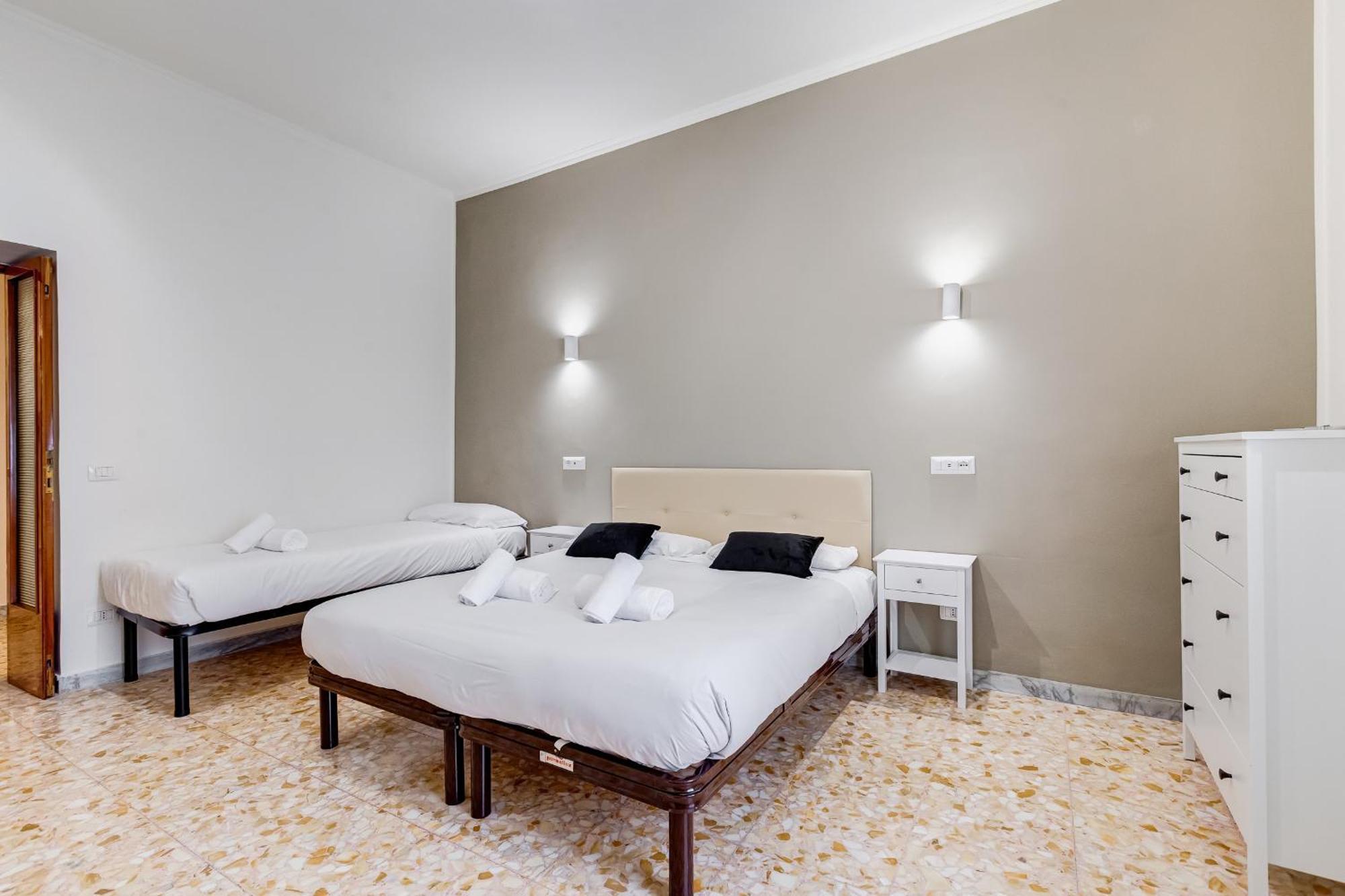 Vivilo Collection - San Vito View Apartment - 3 Bdr 2 Baths Rome Buitenkant foto