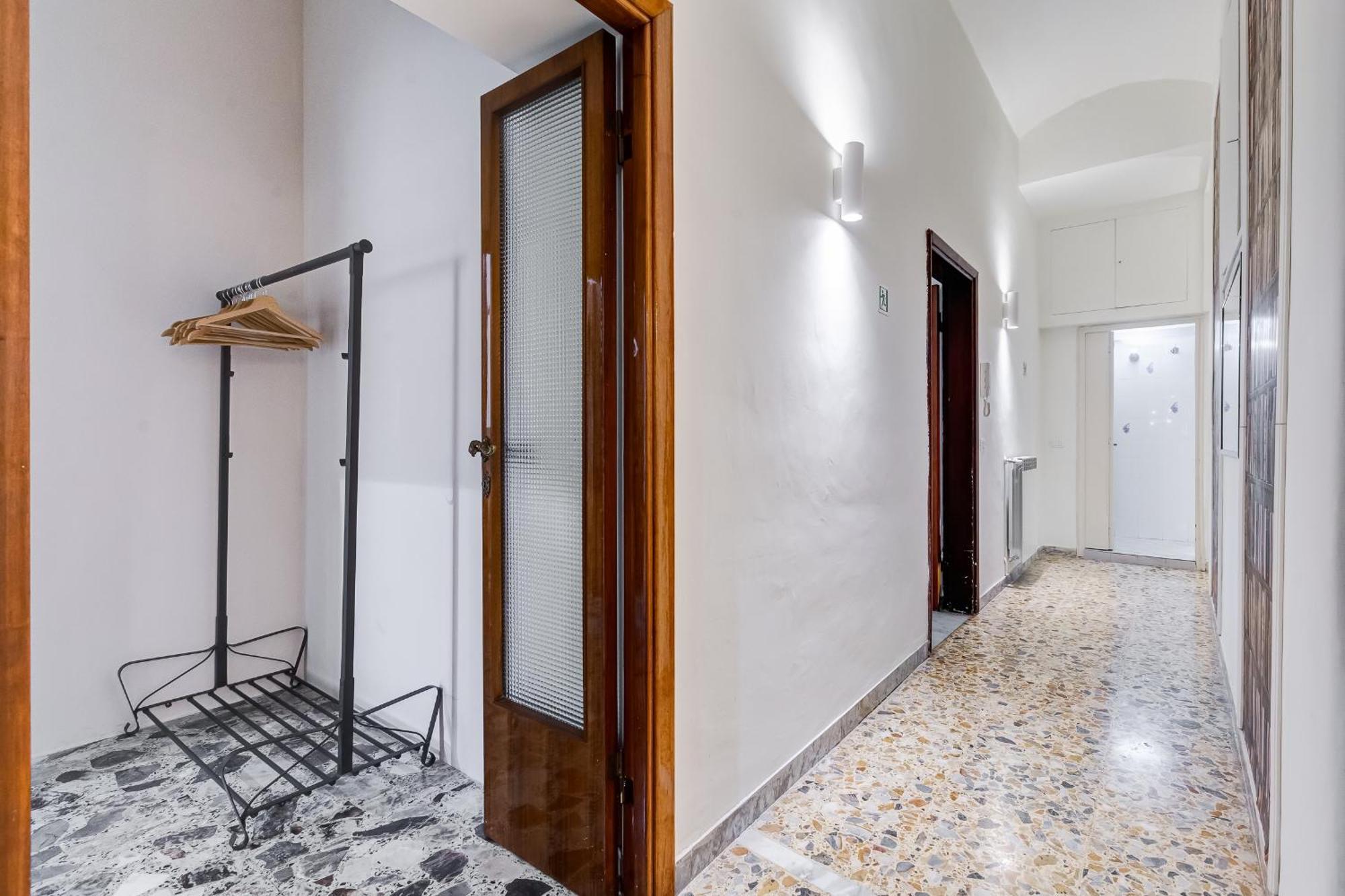 Vivilo Collection - San Vito View Apartment - 3 Bdr 2 Baths Rome Buitenkant foto