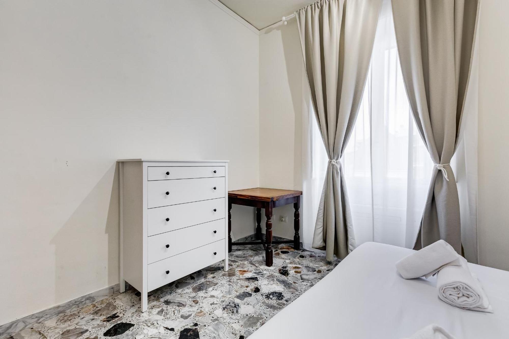 Vivilo Collection - San Vito View Apartment - 3 Bdr 2 Baths Rome Buitenkant foto