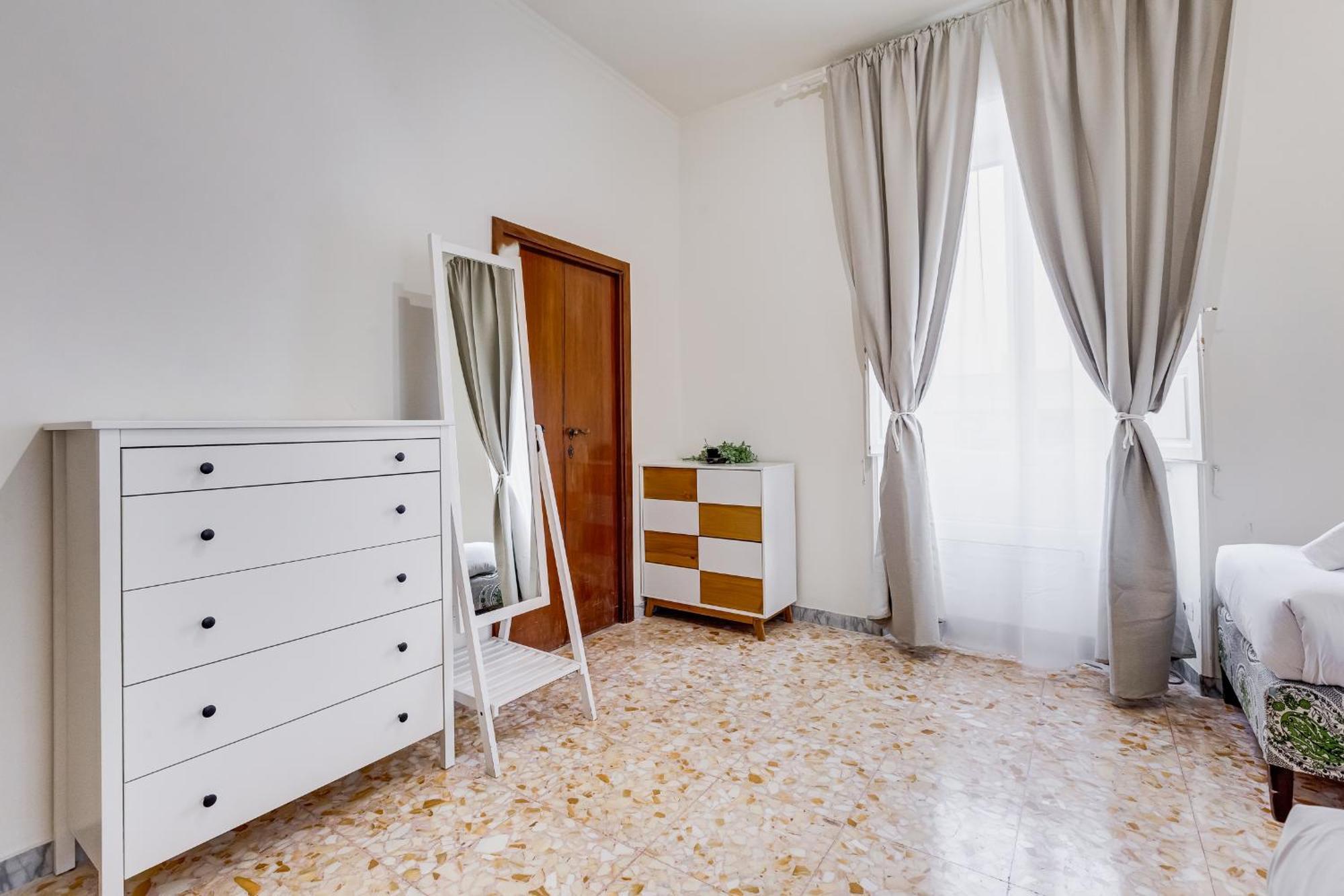 Vivilo Collection - San Vito View Apartment - 3 Bdr 2 Baths Rome Buitenkant foto
