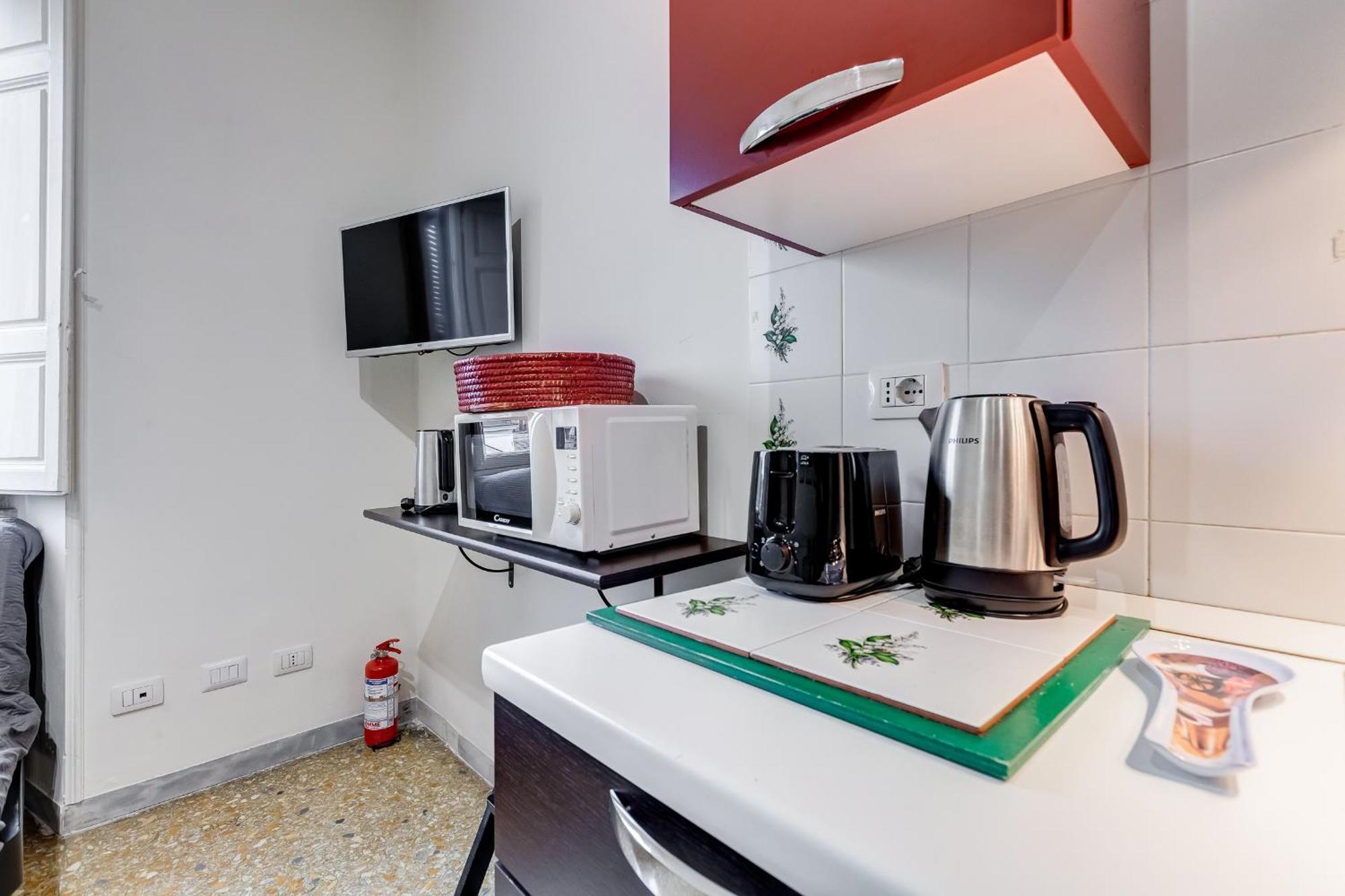Vivilo Collection - San Vito View Apartment - 3 Bdr 2 Baths Rome Buitenkant foto